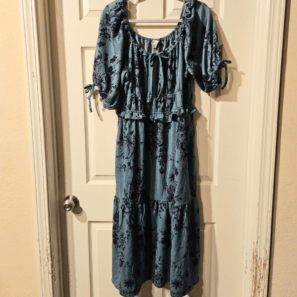 Spring dress, green/navy floral from Cato